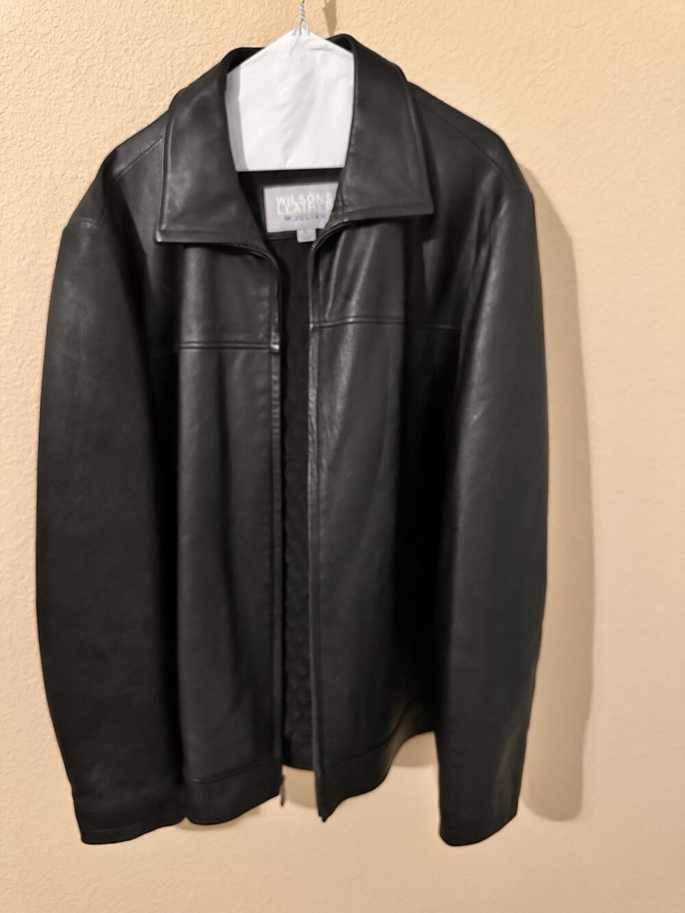 Vintage Wilsons Leather Jacket M. Julian Size Large Perfect Condition